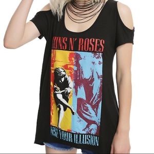 Guns and roses band tee cold shoulder